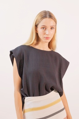 2502268 Blusa Negra