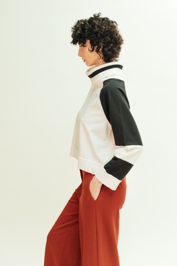 2504105 Sweatshirt White/ Black