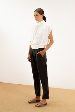 2601165A Pantalón Gris