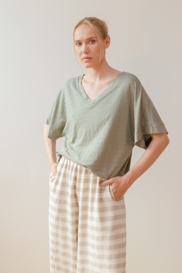 2602119 Blusa Verde