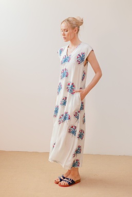 2602277 Vestido Est. Flor