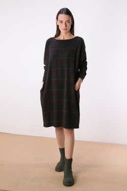 2603126B Vestido Cuadros Grises Corto