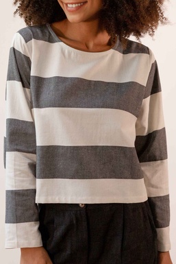 2501131 Blusa Rayas grandes negras