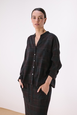 2603125Cap Blusa Cuadros Grises