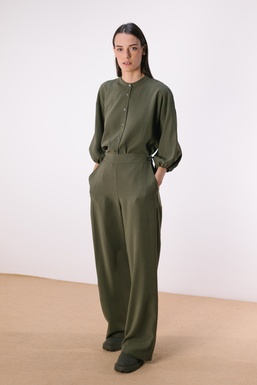 2603245 Pantalón Verde